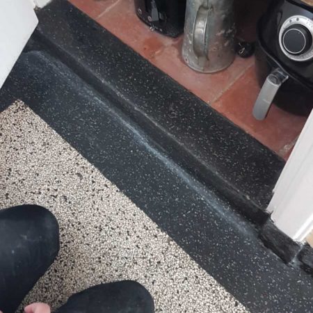 Granito plint geschuurd en gepolijst