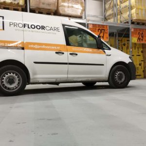 gestraalde betonvloer of gestraald beton