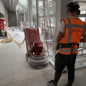 lijmresten schuren beton