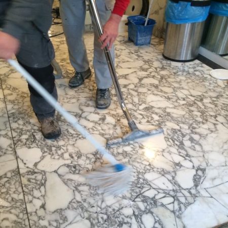 Diepte reinigen natuursteen