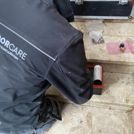 Anti slip meting doen