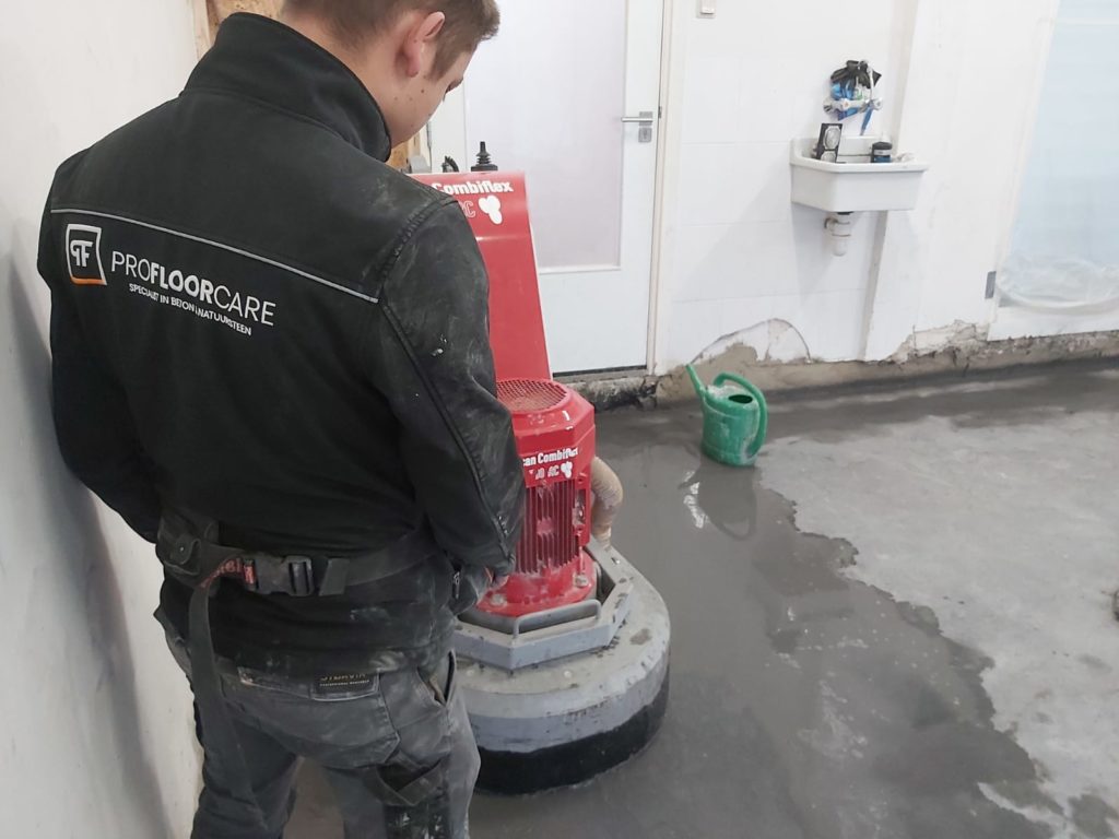 Beton schuren Betonvloer schuren Lijmresten verwijderen beton