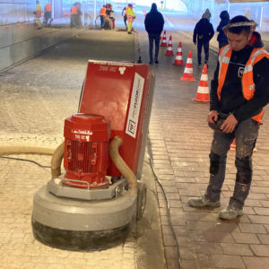 Boucharderen met bushhammers