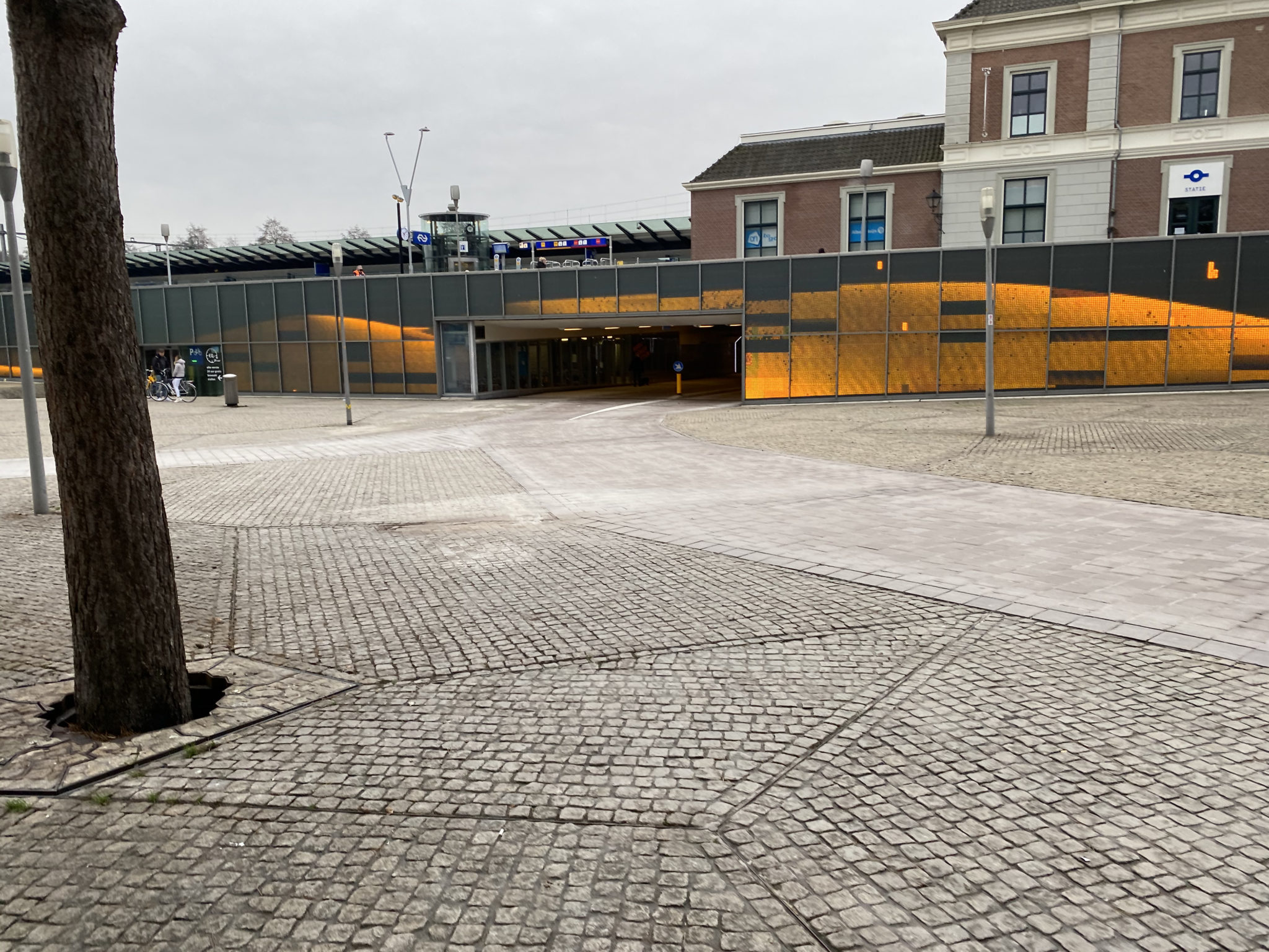 Stationsplein Apeldoorn antislip maken