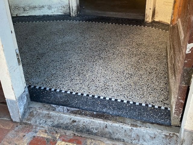 Rond en rond Slepen Moskee Granito vloer schoonmaken - Granito reinigen - Pro Floor Care