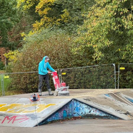 Machinaal polijsten Skateboardbaan